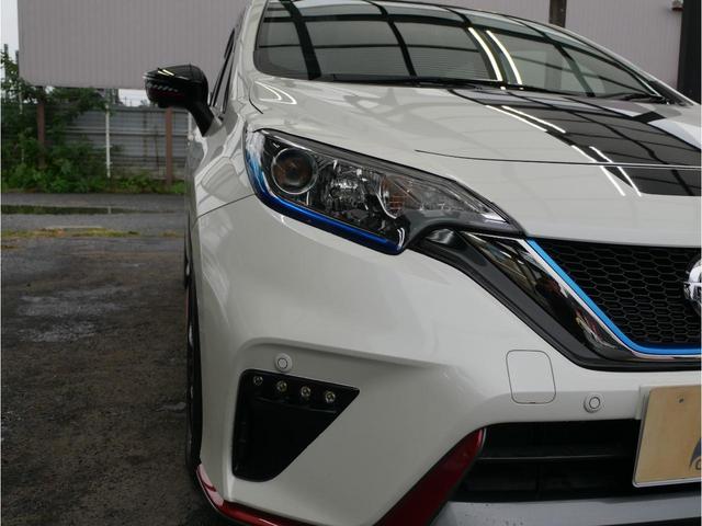 ノート e-パワーニスモ S ブラックリミテッド 最終型/エンジン出力83PS/インテリジェントアラビュー・エマブレ・クルコン/車線逸脱警報/踏間違い衝突防止/ブラックデカール/LEDヘッド/ハイビームアシスト/純正ナビ/ETC※社外マフラー・AW(9枚目)