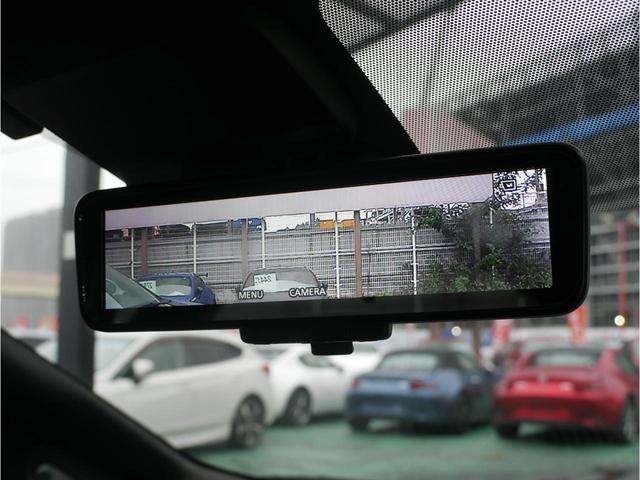 ノート e-パワーニスモ S ブラックリミテッド 最終型/エンジン出力83PS/インテリジェントアラビュー・エマブレ・クルコン/車線逸脱警報/踏間違い衝突防止/ブラックデカール/LEDヘッド/ハイビームアシスト/純正ナビ/ETC※社外マフラー・AW(21枚目)