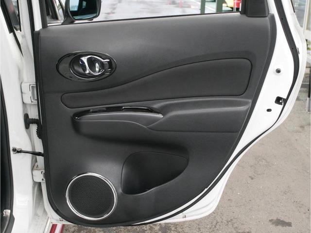 ノート e-パワーニスモ S ブラックリミテッド 最終型/エンジン出力83PS/インテリジェントアラビュー・エマブレ・クルコン/車線逸脱警報/踏間違い衝突防止/ブラックデカール/LEDヘッド/ハイビームアシスト/純正ナビ/ETC※社外マフラー・AW(44枚目)