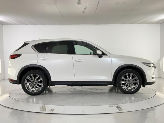 CX-5 XD エクスクルーシブモード 6速MT/前後衝突軽減/レーダークルコン/BSM/車線逸脱警報/LKA/前後障害物センサー/アダプティブLEDヘッド/電動バックドア/深赤革シート/360度ビュー/BOSE/AppleCarPlay(5枚目)