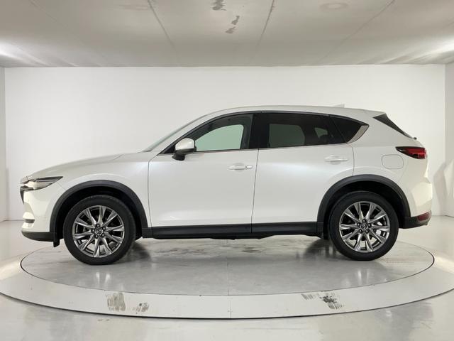 CX-5 XD エクスクルーシブモード 6速MT/前後衝突軽減/レーダークルコン/BSM/車線逸脱警報/LKA/前後障害物センサー/アダプティブLEDヘッド/電動バックドア/深赤革シート/360度ビュー/BOSE/AppleCarPlay(9枚目)