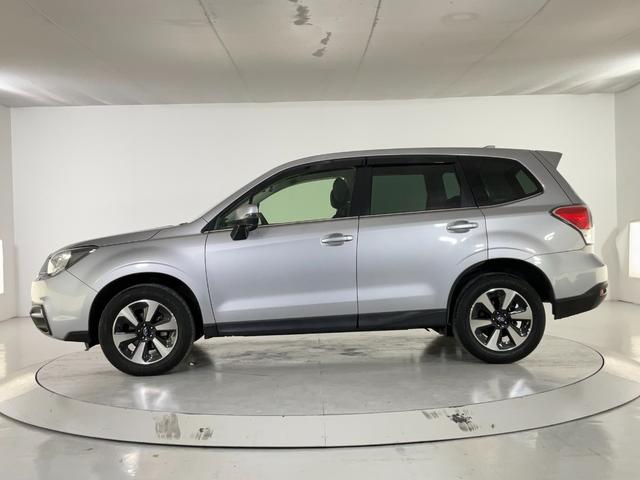 フォレスター 2.0i-L アイサイト 4WD/最終後期E型/アイサイトVer3(全車速追従クルコン/衝突軽減/レーンキープ/車線逸脱警報/AT誤発進抑制機能)/LEDヘッド・Fフォグ/シートヒーター/ストラーダナビ/Bluetooth(5枚目)