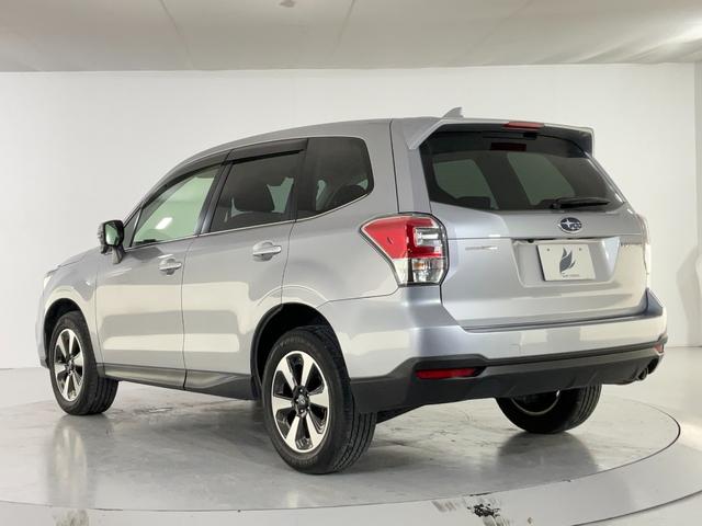 フォレスター 2.0i-L アイサイト 4WD/最終後期E型/アイサイトVer3(全車速追従クルコン/衝突軽減/レーンキープ/車線逸脱警報/AT誤発進抑制機能)/LEDヘッド・Fフォグ/シートヒーター/ストラーダナビ/Bluetooth(9枚目)