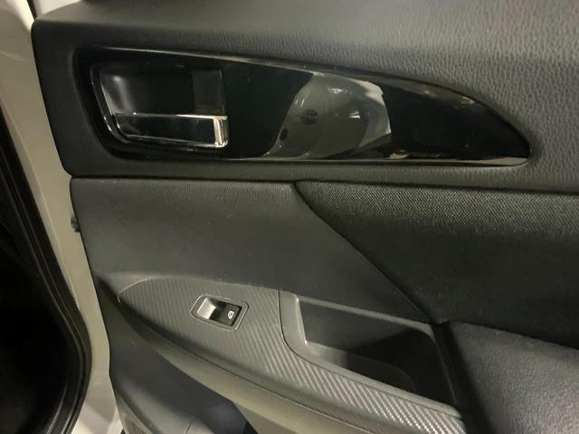 エクリプスクロス ブラックエディション　４ＷＤ／ｅ－アシスト（衝突軽減／車線逸脱警報／ＡＴハイビーム／誤発進抑制／後側方車両検知警報）／レーダークルコン／ＬＥＤヘッド／Ｆフォグ／シートヒーター／ＭＭＣＳナビ／マルチアラウンドモニター／ＥＴＣ（40枚目）