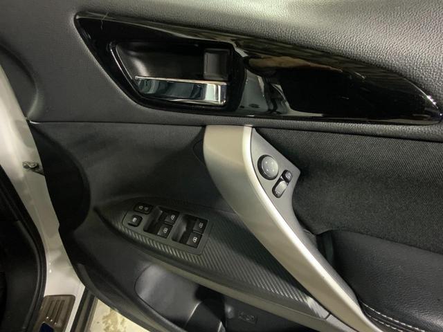 エクリプスクロス ブラックエディション　４ＷＤ／ｅ－アシスト（衝突軽減／車線逸脱警報／ＡＴハイビーム／誤発進抑制／後側方車両検知警報）／レーダークルコン／ＬＥＤヘッド／Ｆフォグ／シートヒーター／ＭＭＣＳナビ／マルチアラウンドモニター／ＥＴＣ（42枚目）