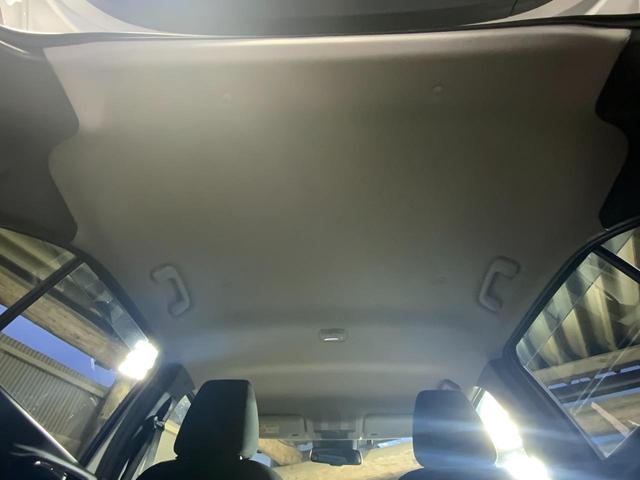 エクリプスクロス ブラックエディション　４ＷＤ／ｅ－アシスト（衝突軽減／車線逸脱警報／ＡＴハイビーム／誤発進抑制／後側方車両検知警報）／レーダークルコン／ＬＥＤヘッド／Ｆフォグ／シートヒーター／ＭＭＣＳナビ／マルチアラウンドモニター／ＥＴＣ（43枚目）