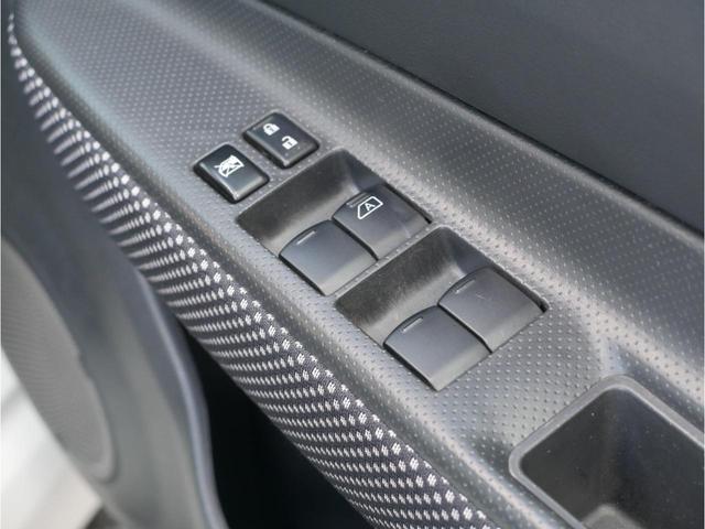 ウイングロード ライダー 最終型/オーテック特別仕様車/アクティブAFS/HIDヘッドライト・Fフォグ/専用エアロバンパー・サイドシル/16インチ光輝AW/プラズマクラスター付きAAC/スマートキー/純正SDナビ/ETC(40枚目)