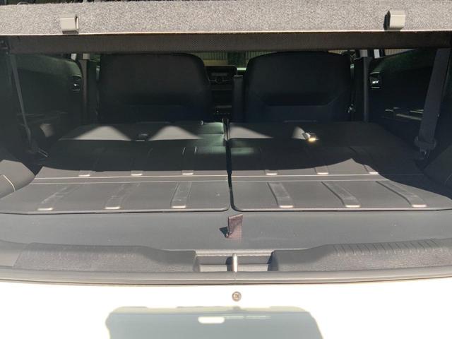 イグニス Ｆリミテッド　４ＷＤ／セーフティＰＫＧ（ＤＳＢＳ／誤発進抑制機能／車線逸脱警報／先行車発進お知らせ機能／サイド・カーテンエアバック）／クルコン／ＬＥＤヘッドランプ・Ｆフォグ／ルーフレール／半革シート／純正オーディオ（50枚目）