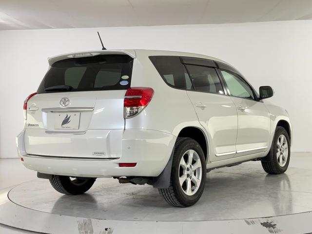 ヴァンガード ２４０Ｓ　Ｇパッケージ　４ＷＤ　ワンオーナー　ドライブレコーダー　ＥＴＣ　バックカメラ　クリアランスソナー　オートクルーズコントロール　パワーシート　サンルーフ　ナビ　ＴＶ　オートライト　ＨＩＤ　アルミホイール　スマートキー（7枚目）