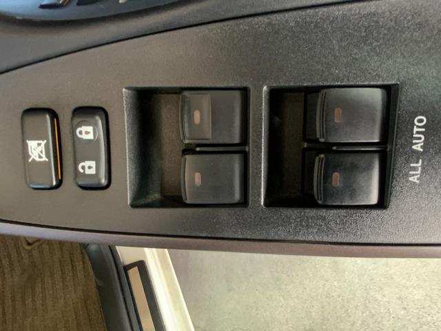 ヴァンガード ２４０Ｓ　Ｇパッケージ　４ＷＤ　ワンオーナー　ドライブレコーダー　ＥＴＣ　バックカメラ　クリアランスソナー　オートクルーズコントロール　パワーシート　サンルーフ　ナビ　ＴＶ　オートライト　ＨＩＤ　アルミホイール　スマートキー（43枚目）