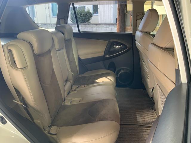 ヴァンガード ２４０Ｓ　Ｇパッケージ　４ＷＤ　ワンオーナー　ドライブレコーダー　ＥＴＣ　バックカメラ　クリアランスソナー　オートクルーズコントロール　パワーシート　サンルーフ　ナビ　ＴＶ　オートライト　ＨＩＤ　アルミホイール　スマートキー（62枚目）