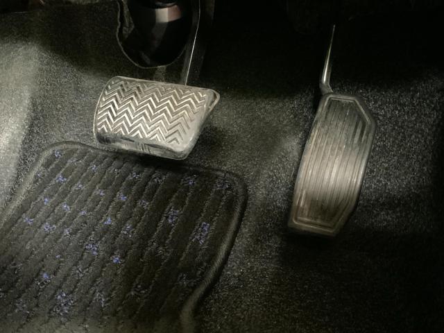 カローラルミオン １．５Ｇ　ＥＴＣ　ナビ　スマートキー　電動格納ミラー　ＣＶＴ　衝突安全ボディ　ＡＢＳ　ＣＤ　エアコン　パワーステアリング　パワーウィンドウ（27枚目）