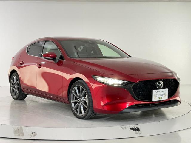 MAZDA3ファストバック 20Sプロアクティブ ツーリングセレクション 全周囲カメラ TV クリアランスソナー オートクルーズコントロール 衝突被害軽減システム アルミホイール オートマチックハイビーム オートライト LEDヘッドランプ パワーシート スマートキー(9枚目)