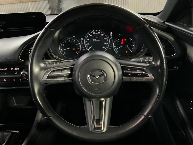 MAZDA3ファストバック 20Sプロアクティブ ツーリングセレクション 全周囲カメラ TV クリアランスソナー オートクルーズコントロール 衝突被害軽減システム アルミホイール オートマチックハイビーム オートライト LEDヘッドランプ パワーシート スマートキー(14枚目)