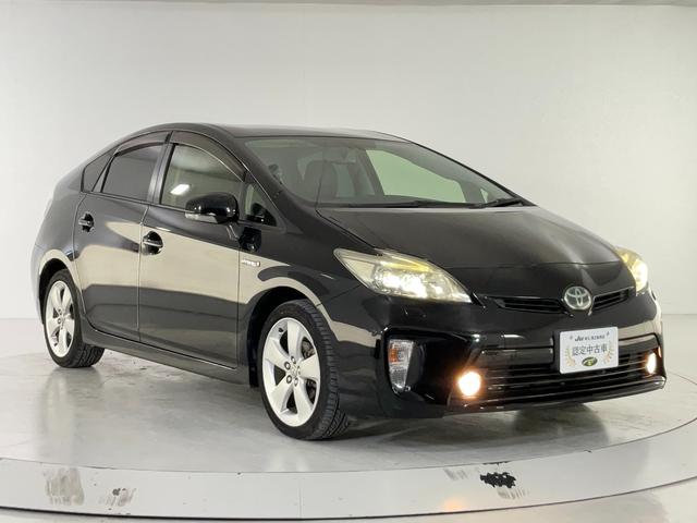 プリウス Ｇツーリングセレクションレザーパッケージ　黒革／衝突軽減／追従クルコン／パーキングアシスト／ＬＥＤヘッドランプ／ヘッドランプウォッシャー／運転席パワーシート／前席シートヒーター／純正ＨＤＤナビ（ＣＤ・ＤＶＤ・地デジ・ＢＴ）／ＥＴＣ／Ｂカメラ（2枚目）