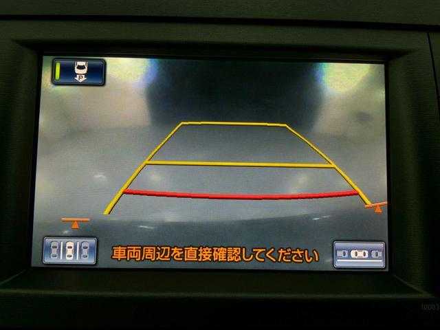 プリウス Ｇツーリングセレクションレザーパッケージ　黒革／衝突軽減／追従クルコン／パーキングアシスト／ＬＥＤヘッドランプ／ヘッドランプウォッシャー／運転席パワーシート／前席シートヒーター／純正ＨＤＤナビ（ＣＤ・ＤＶＤ・地デジ・ＢＴ）／ＥＴＣ／Ｂカメラ（14枚目）