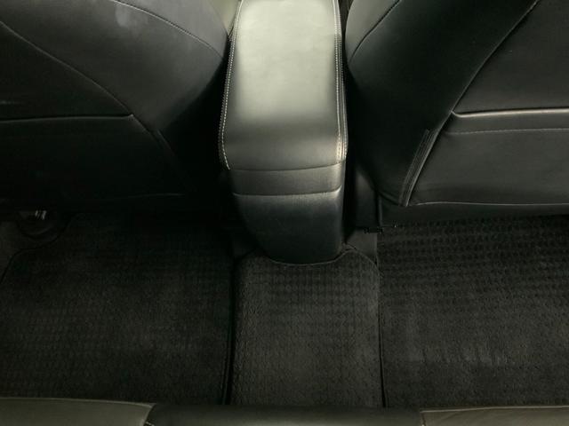 プリウス Ｇツーリングセレクションレザーパッケージ　黒革／衝突軽減／追従クルコン／パーキングアシスト／ＬＥＤヘッドランプ／ヘッドランプウォッシャー／運転席パワーシート／前席シートヒーター／純正ＨＤＤナビ（ＣＤ・ＤＶＤ・地デジ・ＢＴ）／ＥＴＣ／Ｂカメラ（34枚目）