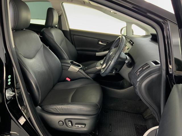 プリウス Ｇツーリングセレクションレザーパッケージ　黒革／衝突軽減／追従クルコン／パーキングアシスト／ＬＥＤヘッドランプ／ヘッドランプウォッシャー／運転席パワーシート／前席シートヒーター／純正ＨＤＤナビ（ＣＤ・ＤＶＤ・地デジ・ＢＴ）／ＥＴＣ／Ｂカメラ（39枚目）