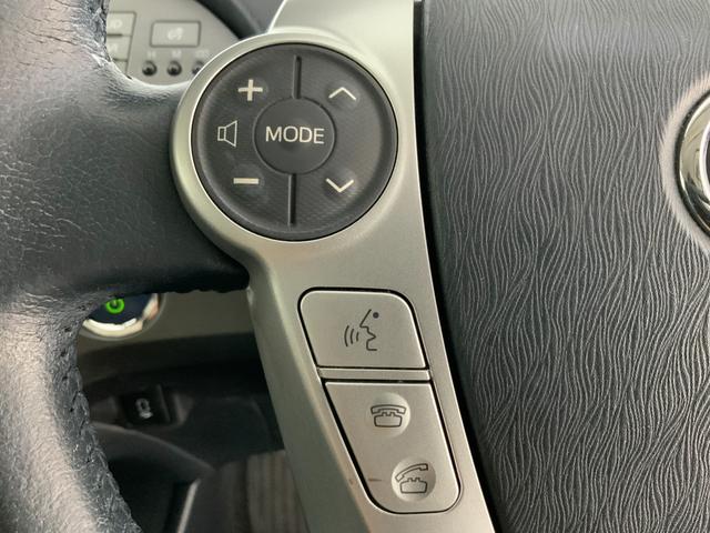 プリウス Ｇツーリングセレクションレザーパッケージ　黒革／衝突軽減／追従クルコン／パーキングアシスト／ＬＥＤヘッドランプ／ヘッドランプウォッシャー／運転席パワーシート／前席シートヒーター／純正ＨＤＤナビ（ＣＤ・ＤＶＤ・地デジ・ＢＴ）／ＥＴＣ／Ｂカメラ（50枚目）