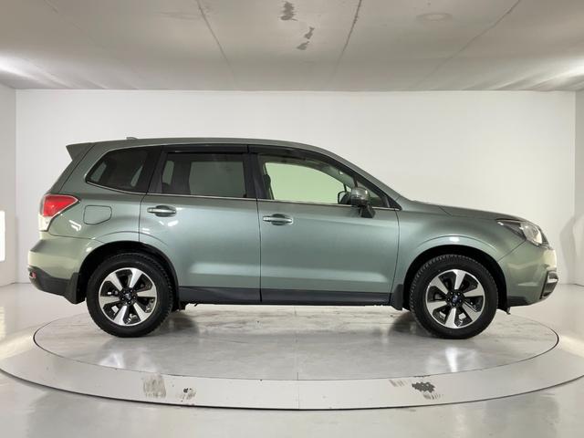 フォレスター ２．０ｉ－Ｌ　アイサイト　アイサイトｖｅｒ．３／アドバンスドセイフティＰＫＧ／パワーバックドア／Ｐシート・スマートキー・Ｐスタート／ＬＥＤヘッド＆フォグ／純正ナビ／フルセグＴＶ／ＤＶＤ／Ｂｌｕｅｔｏｏｔｈ／Ｂカメラ／ＥＴＣ（3枚目）