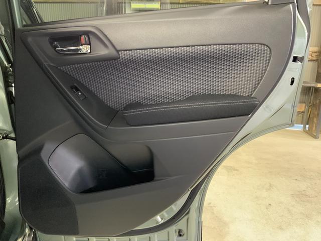 フォレスター ２．０ｉ－Ｌ　アイサイト　アイサイトｖｅｒ．３／アドバンスドセイフティＰＫＧ／パワーバックドア／Ｐシート・スマートキー・Ｐスタート／ＬＥＤヘッド＆フォグ／純正ナビ／フルセグＴＶ／ＤＶＤ／Ｂｌｕｅｔｏｏｔｈ／Ｂカメラ／ＥＴＣ（50枚目）