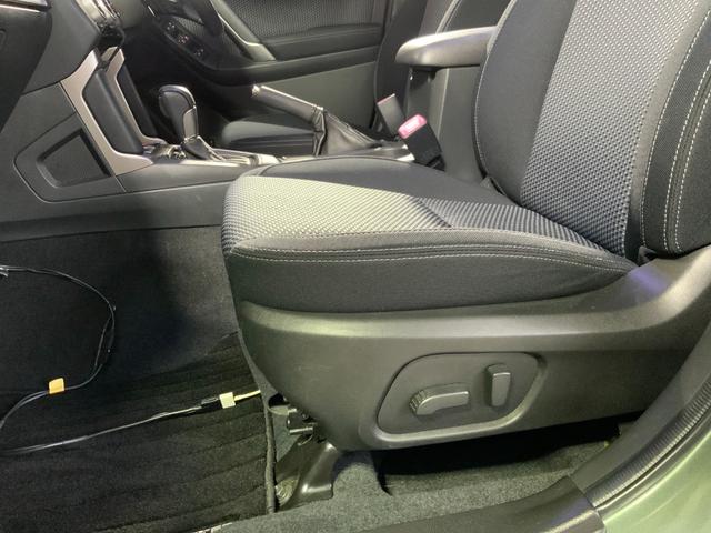 フォレスター ２．０ｉ－Ｌ　アイサイト　アイサイトｖｅｒ．３／アドバンスドセイフティＰＫＧ／パワーバックドア／Ｐシート・スマートキー・Ｐスタート／ＬＥＤヘッド＆フォグ／純正ナビ／フルセグＴＶ／ＤＶＤ／Ｂｌｕｅｔｏｏｔｈ／Ｂカメラ／ＥＴＣ（54枚目）