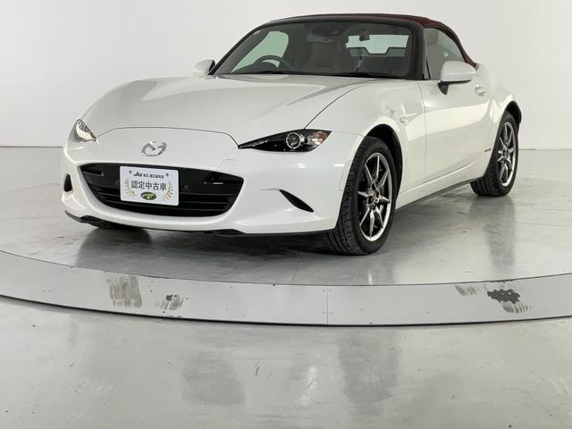 ロードスター １．５　Ｓ　１００周年記念車　ｉ－ｓｔｏｐ／ｉ－ＥＬＯＯＰ／セーフティＰＫＧ（クルコン／アダプティブＬＥＤヘッド）／ＢＳＭ／車線逸脱警報／前後衝突軽減ブレーキ／ＡＴ誤発進抑制／専用レッドナッパ革シート／マツコネ／ＥＴＣ／ドラレコ（2枚目）