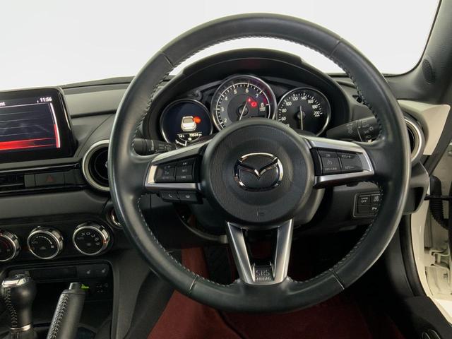 ロードスター １．５　Ｓ　１００周年記念車　ｉ－ｓｔｏｐ／ｉ－ＥＬＯＯＰ／セーフティＰＫＧ（クルコン／アダプティブＬＥＤヘッド）／ＢＳＭ／車線逸脱警報／前後衝突軽減ブレーキ／ＡＴ誤発進抑制／専用レッドナッパ革シート／マツコネ／ＥＴＣ／ドラレコ（14枚目）