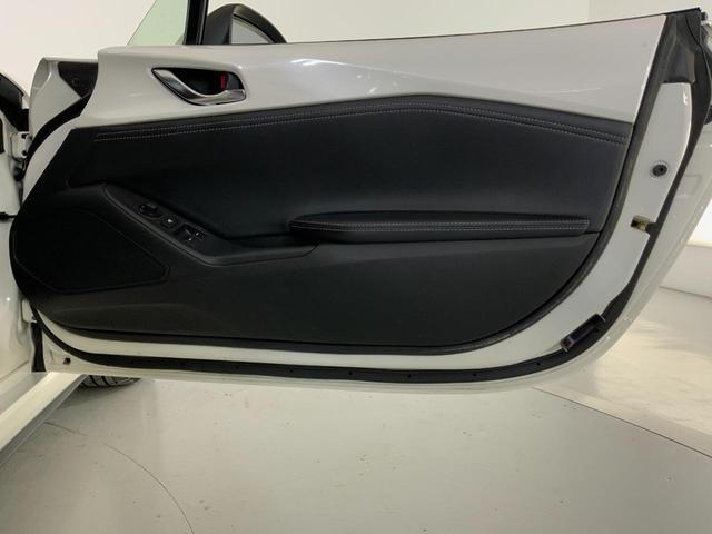 ロードスター １．５　Ｓ　１００周年記念車　ｉ－ｓｔｏｐ／ｉ－ＥＬＯＯＰ／セーフティＰＫＧ（クルコン／アダプティブＬＥＤヘッド）／ＢＳＭ／車線逸脱警報／前後衝突軽減ブレーキ／ＡＴ誤発進抑制／専用レッドナッパ革シート／マツコネ／ＥＴＣ／ドラレコ（33枚目）