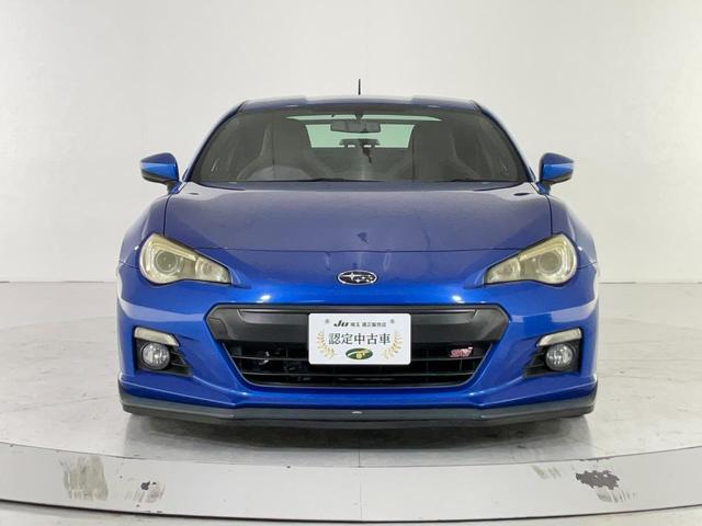 ＢＲＺ ｔＳ　ＧＴパッケージ　２５０台限定車／６ＭＴ／ＳＴＩ製カーボン大型リアスポイラー／ＳＴＩ製１８インチ１５本スポークブラック塗装ＡＷ／ＲＥＣＡＲＯ製バケットシート／Ｂｒｅｍｂｏ製キャリパー／ＥＴＣ２．０／※ＳＴＩフルエアロ（3枚目）