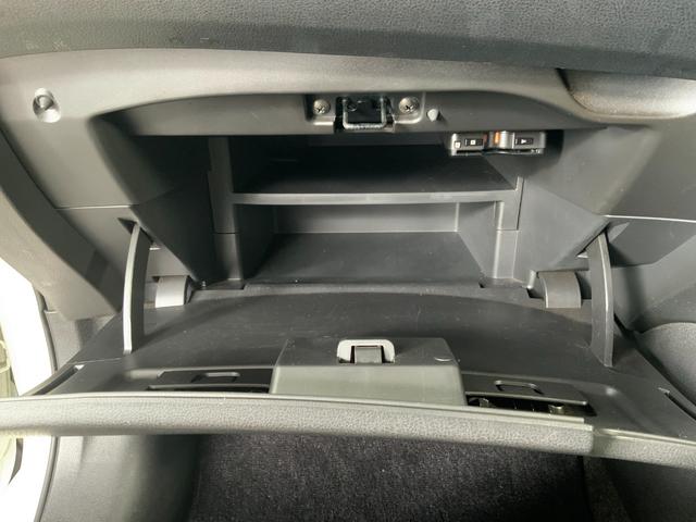 ノート ｅ－パワーニスモ　Ｓ　ワンオーナー／エンジン出力８３ＰＳ／インテリジェントエマブレ／車線逸脱警報／踏間違い衝突防止アシスト／前後ソナー／ＬＥＤヘッド／ＡＬＰＩＮＥ製９型ナビ／Ｂｌｕｅｔｏｏｔｈ／Ｂカメラ／ＥＴＣ（55枚目）