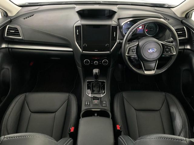 インプレッサスポーツ ２．０ｅ－Ｌアイサイト　４ＷＤ／黒革シート／Ｐシート／シートヒーター／アイサイトセイフティプラス（視界拡張）／クリアビューパック／アイサイトコアテクノロジー／Ｐａｎａｓｏｎｉｃビルトインナビ／Ｂカメラ／ＥＴＣ／純正ドラレコ（11枚目）