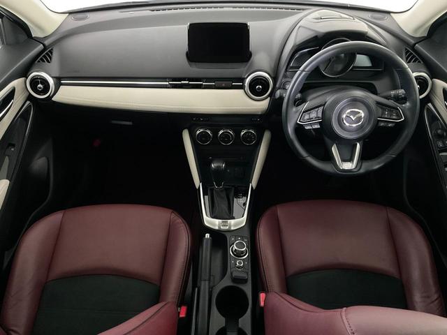 ＭＡＺＤＡ２ １５Ｓ　１００周年特別記念車　ワンオーナー／３６０度ビュー／Ｐセンサー／ＢＳＭ／車線逸脱警報／前後衝突軽減ブレーキ／ＡＴ誤発進抑制制御／レーダークルコン／ＬＫＡ／ＬＥＤヘッド／赤革シート／シートヒーター／マツコネナビ／ＥＴＣ（29枚目）