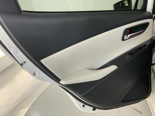 ＭＡＺＤＡ２ １５Ｓ　１００周年特別記念車　ワンオーナー／３６０度ビュー／Ｐセンサー／ＢＳＭ／車線逸脱警報／前後衝突軽減ブレーキ／ＡＴ誤発進抑制制御／レーダークルコン／ＬＫＡ／ＬＥＤヘッド／赤革シート／シートヒーター／マツコネナビ／ＥＴＣ（55枚目）