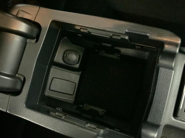 レヴォーグ ２．０ＧＴ－Ｓアイサイト　４ＷＤ／最終Ｆ型／ＳＴＩスタイルＰＫＧ・マフラー／アイサイトコアテクノロジー／アイサイトセイフティプラス／ＬＥＤヘッド・フォグ／前席パワーシート・シートヒーター／ＤＯＰ純正８型ナビ／Ｂカメラ／ＥＴＣ（22枚目）