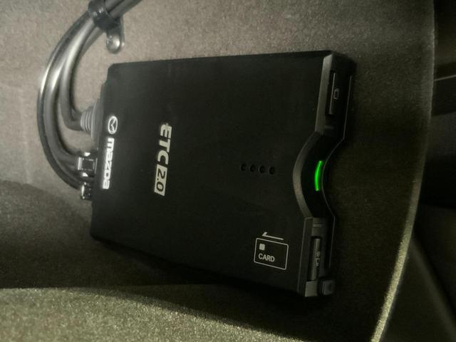 アテンザセダン ＸＤ　Ｌパッケージ　４ＷＤ／サンルーフ／３６０度ビュー／前後衝突軽減ブレーキ／ＡＴ誤発進抑制／全車速追従レーダークルコン／ＬＫＡ／車線逸脱警報／ＢＳＭ／ＬＫＡ／茶革シート／Ｐシート／ＢＯＳＥ／マツコネ／ＥＴＣ２．０（16枚目）