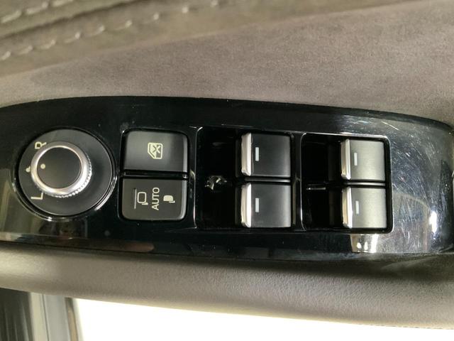 アテンザセダン ＸＤ　Ｌパッケージ　４ＷＤ／サンルーフ／３６０度ビュー／前後衝突軽減ブレーキ／ＡＴ誤発進抑制／全車速追従レーダークルコン／ＬＫＡ／車線逸脱警報／ＢＳＭ／ＬＫＡ／茶革シート／Ｐシート／ＢＯＳＥ／マツコネ／ＥＴＣ２．０（25枚目）