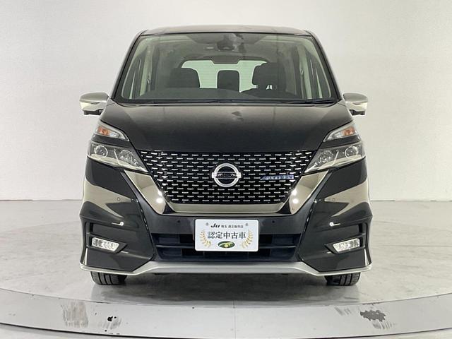 セレナ e-パワー オーテック 純正9型ナビ/純正ドラレコ/ETC/衝突軽減/車線逸脱警報/踏み間違い防止/クルコン/ハイビームアシスト/前後ソナー/両側ハンズフリーパワスラ/前席シートヒーター/アラウンドビュー/LEDヘッドランプ(3枚目)