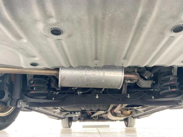 セレナ e-パワー オーテック 純正9型ナビ/純正ドラレコ/ETC/衝突軽減/車線逸脱警報/踏み間違い防止/クルコン/ハイビームアシスト/前後ソナー/両側ハンズフリーパワスラ/前席シートヒーター/アラウンドビュー/LEDヘッドランプ(12枚目)