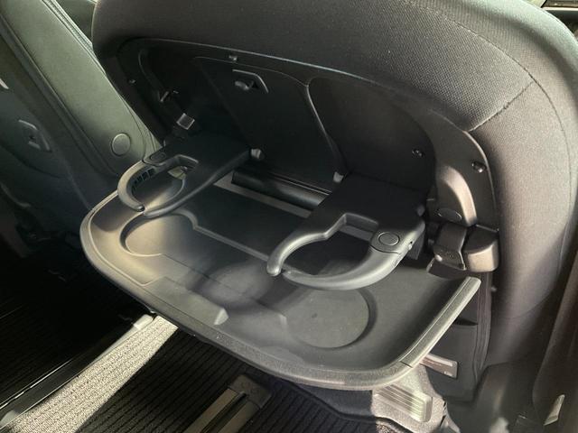 セレナ e-パワー オーテック 純正9型ナビ/純正ドラレコ/ETC/衝突軽減/車線逸脱警報/踏み間違い防止/クルコン/ハイビームアシスト/前後ソナー/両側ハンズフリーパワスラ/前席シートヒーター/アラウンドビュー/LEDヘッドランプ(36枚目)