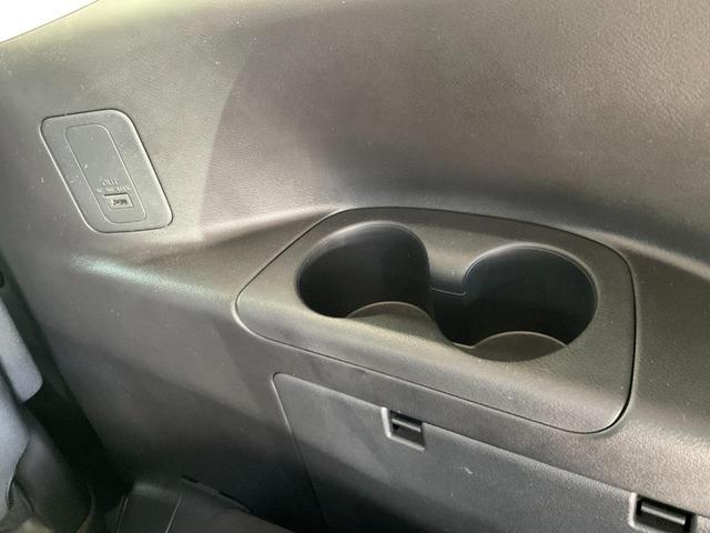 セレナ e-パワー オーテック 純正9型ナビ/純正ドラレコ/ETC/衝突軽減/車線逸脱警報/踏み間違い防止/クルコン/ハイビームアシスト/前後ソナー/両側ハンズフリーパワスラ/前席シートヒーター/アラウンドビュー/LEDヘッドランプ(42枚目)