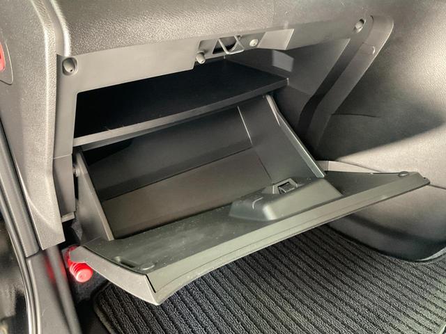 セレナ e-パワー オーテック 純正9型ナビ/純正ドラレコ/ETC/衝突軽減/車線逸脱警報/踏み間違い防止/クルコン/ハイビームアシスト/前後ソナー/両側ハンズフリーパワスラ/前席シートヒーター/アラウンドビュー/LEDヘッドランプ(45枚目)