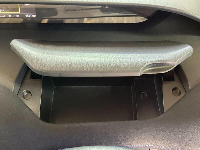 セレナ e-パワー オーテック 純正9型ナビ/純正ドラレコ/ETC/衝突軽減/車線逸脱警報/踏み間違い防止/クルコン/ハイビームアシスト/前後ソナー/両側ハンズフリーパワスラ/前席シートヒーター/アラウンドビュー/LEDヘッドランプ(48枚目)