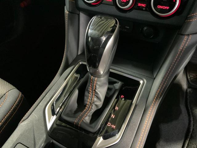 発進時や後退時に必ず操作するレバーです。操作のしやすさが肝になってきます。ぜひ一度体感してください。