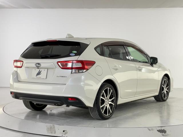 インプレッサスポーツ ２．０ｉ－Ｌアイサイト　ブラックレザー／アドバンスドセーフティＰＫＧ／ＬＥＤヘッドランプ／純正ナビ／純正ドラレコ／ＥＴＣ／Ｂカメラ／衝突軽減／追従クルコン／誤発進抑制／ＡＬＫ／後側方警戒／ハイビームアシスト／シートヒーター（7枚目）