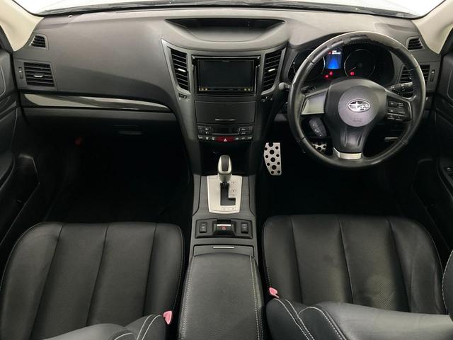 毎回座るフロントシート。運転席は必ず使用する部分ですので、座り心地が重要です！