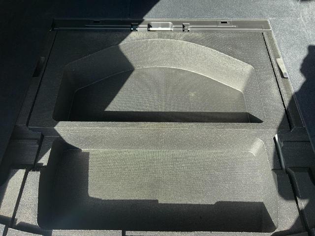 当店のお車をご覧いただきましてありがとうございます。お車についてのご質問やお見積りのご依頼、ご購入にあたってのご相談などお気軽にお問い合わせ下さい！