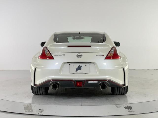 フェアレディZ ニスモ ワンオーナー/6速MT/専用チューニングCPU(ニスモスポーツリセッティング済み)/NISMO専用エアロ/RAYS製19AW/レッドアルミキャリパ/YAMAHA製ダンパー/RECARO製バケットシート(6枚目)