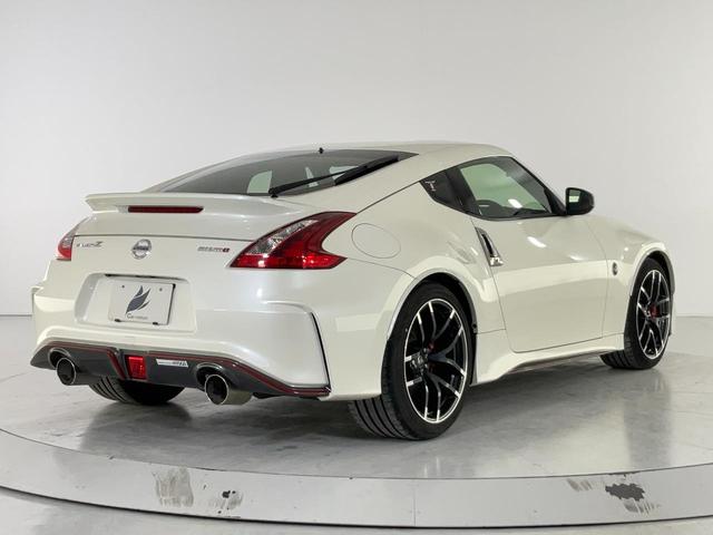 フェアレディZ ニスモ ワンオーナー/6速MT/専用チューニングCPU(ニスモスポーツリセッティング済み)/NISMO専用エアロ/RAYS製19AW/レッドアルミキャリパ/YAMAHA製ダンパー/RECARO製バケットシート(7枚目)