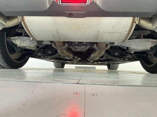 フェアレディZ ニスモ ワンオーナー/6速MT/専用チューニングCPU(ニスモスポーツリセッティング済み)/NISMO専用エアロ/RAYS製19AW/レッドアルミキャリパ/YAMAHA製ダンパー/RECARO製バケットシート(12枚目)